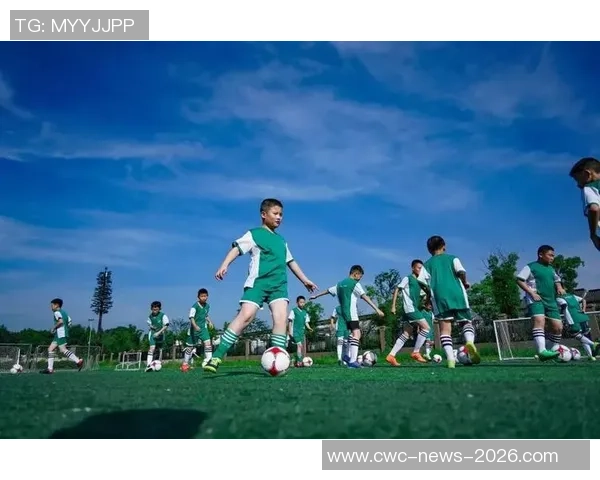 绿城足球夏令营开启青少年足球梦想之旅培养未来足球明星的最佳平台