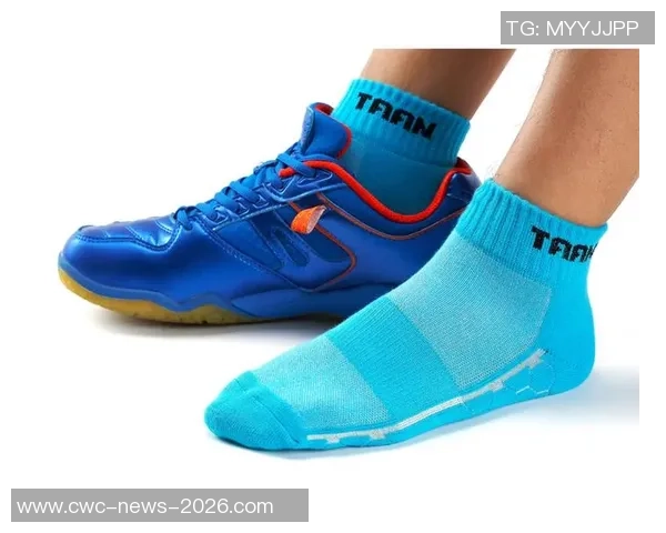 足球内裤男的时尚选择如何提升你的运动表现与自信心